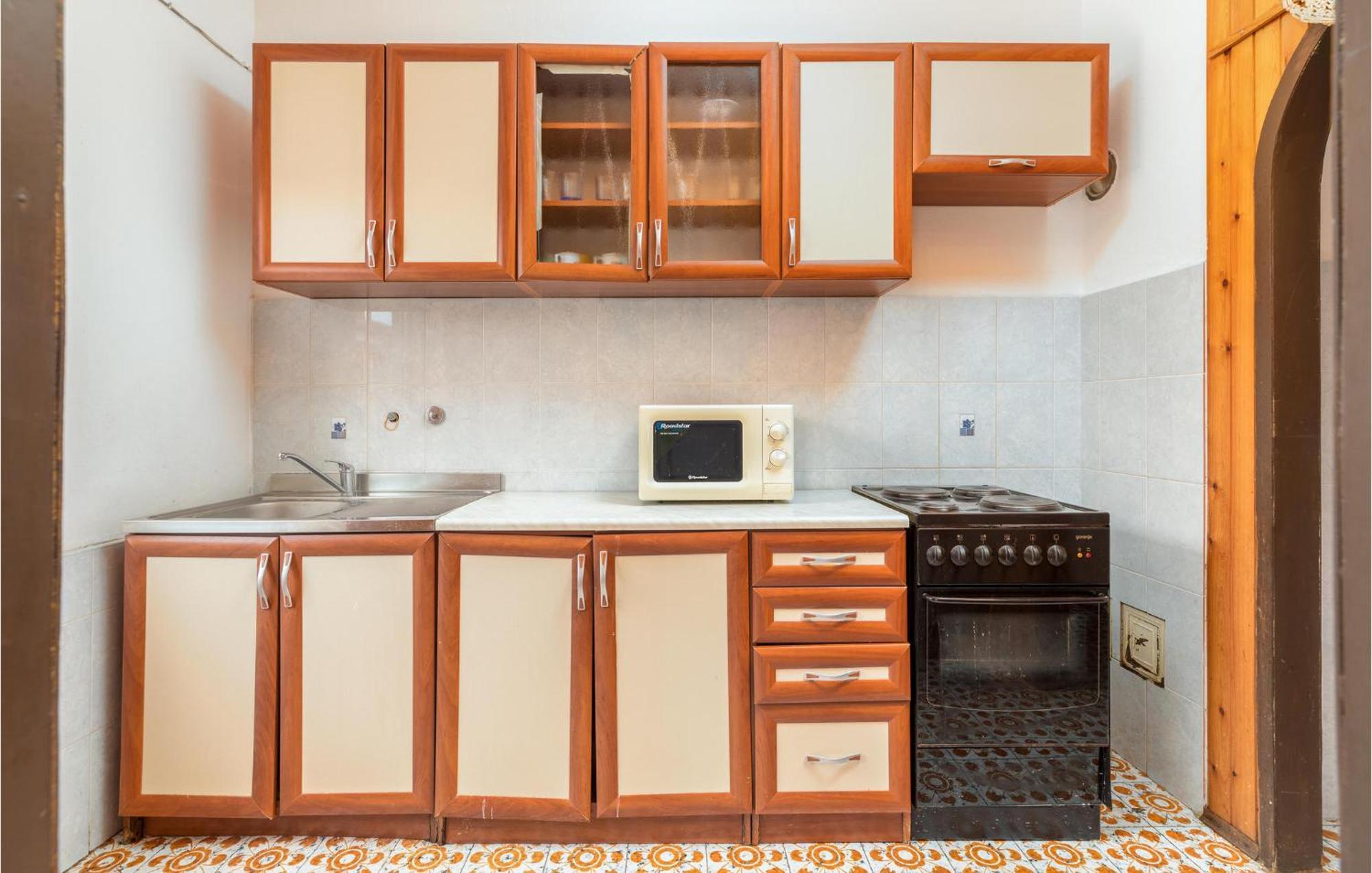 Lovely Apartment In Fazana With Kitchen Buitenkant foto