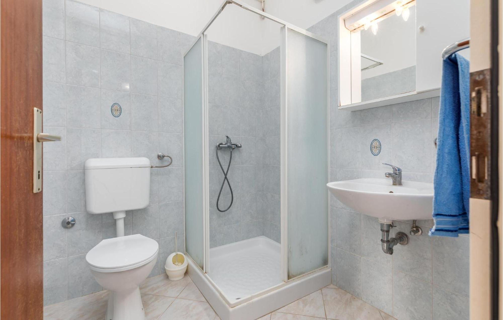 Lovely Apartment In Fazana With Kitchen Buitenkant foto